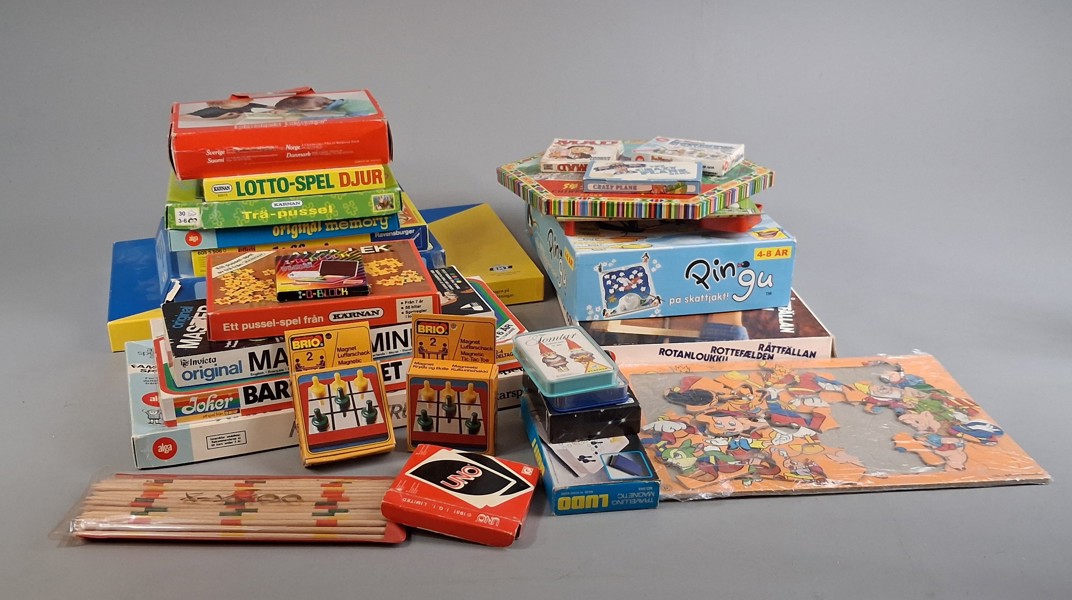 Diverse spel, sällskapspel.