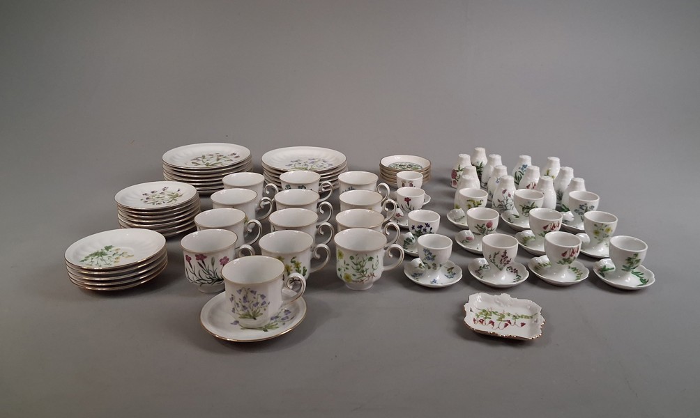 Diverse porslin. Bl.a Carl Von Linne, Kaiser, m.m.