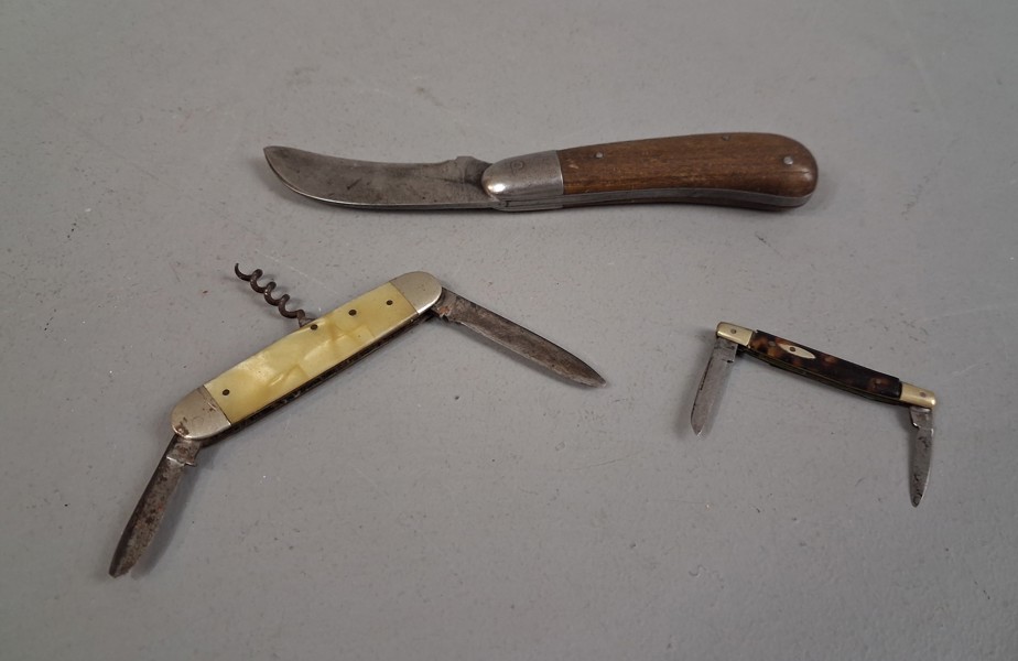 3 Fällknivar. Bl.a EKA Eskilstuna.