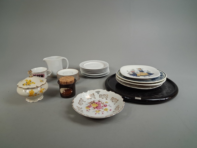 Diverse porslin & keramik.