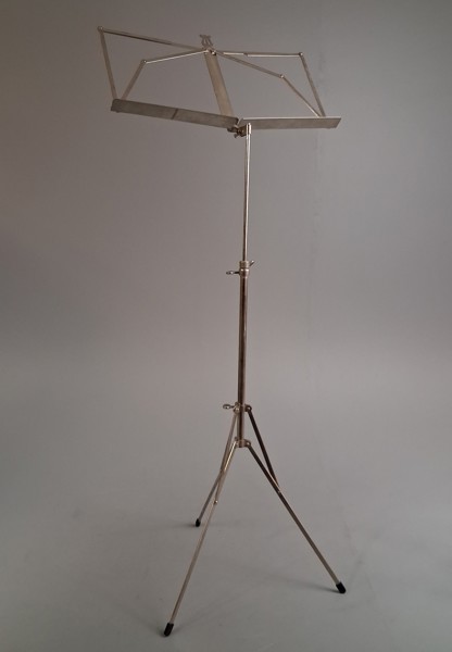 Noställ. Ihopfällbart.