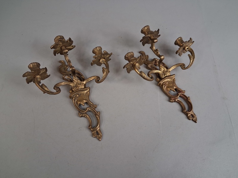 VÄGGAPPLIQUER. Ett par, Malm, Rokokostil, 1900-talet.