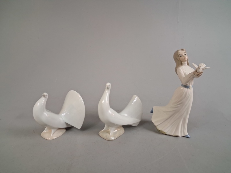 3 Figuriner, Tenga & Nao.