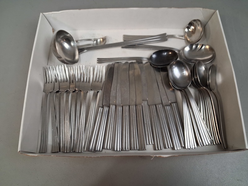 FOLKE AHRSTRÖM, Bestick, "Thebe", Gense, 45 delar.