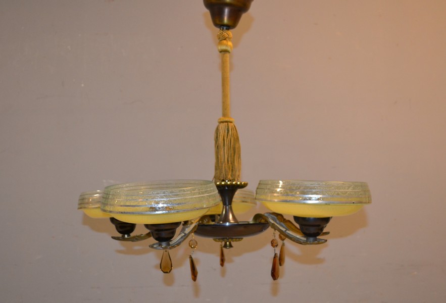 Taklampa. Art Deco, 1900-talets första hälft.