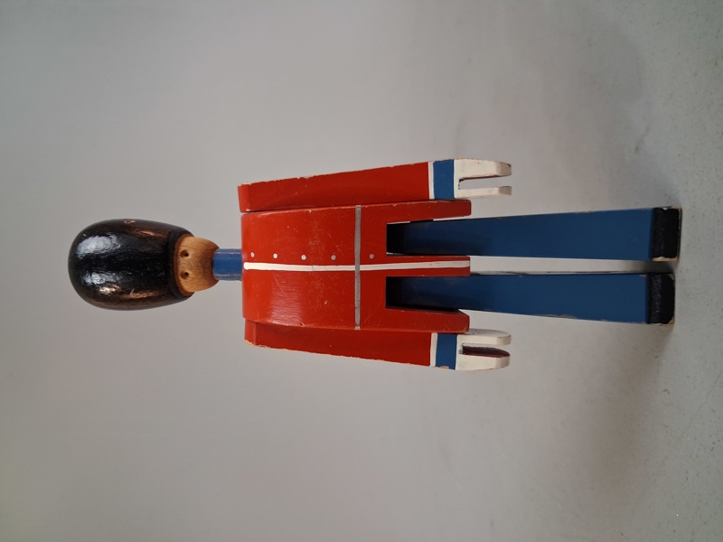 KAY BOJESEN. Träfigur, "Soldat".