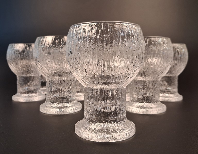 TIMO SARPANEVA. 11 Ölglas. "Kekkerit", Iittala.