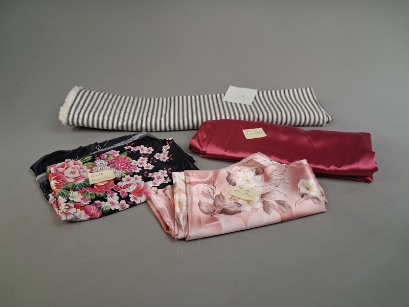 Tygbitar/stycken. Bl.a Siden.