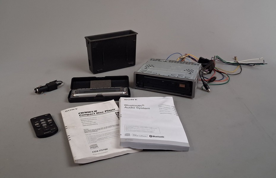 Bilstereo, SONY, Bluetooth Audio System.