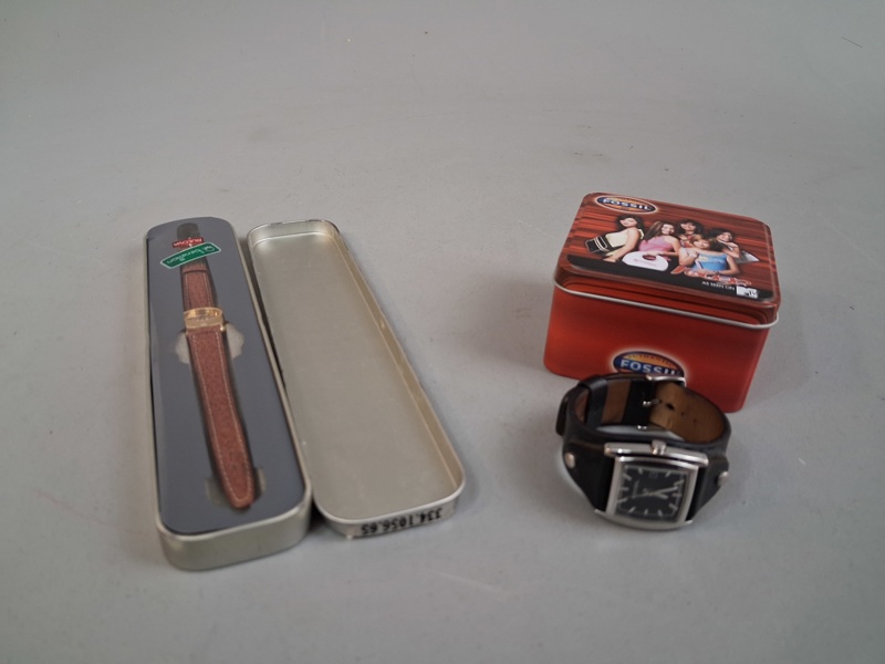 2 Armbandsur. Fossil & Benetton.