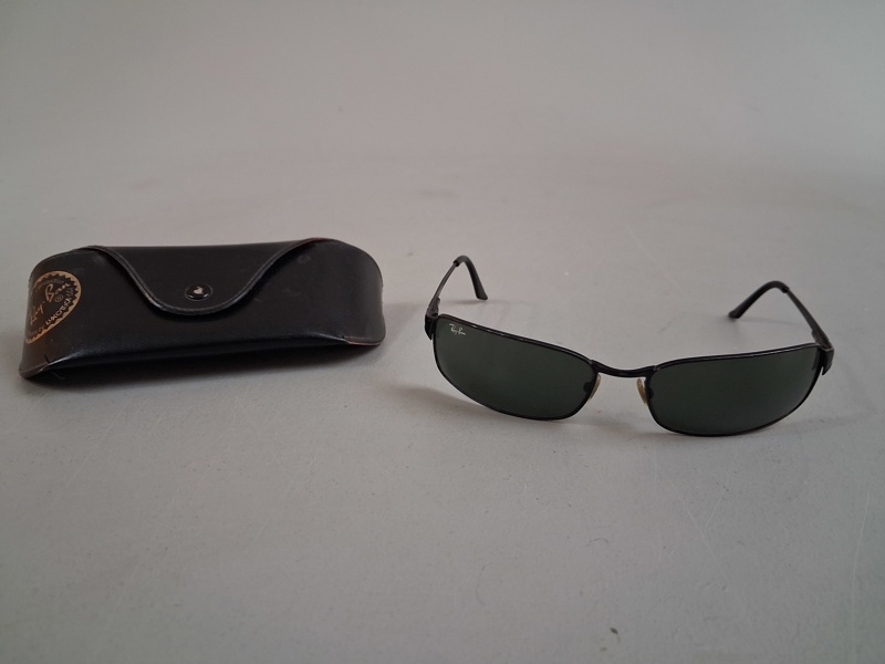 Ray-Ban. Solglasögon. RB3269.