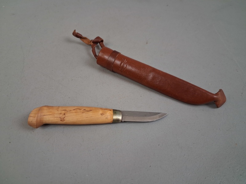 JANNE MARTTIINI, Kniv, Finland, signerad.