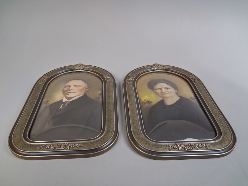 2 Foto, Inramade från Edenberga 12.