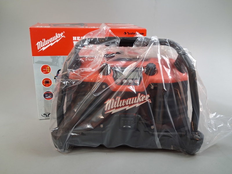 Milwaukee. Byggradio. HEAVY DUTY RADIO. JSR 1218, oanvänd.