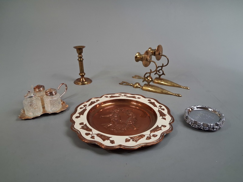 Diverse. Bl.a Mässing m.m.