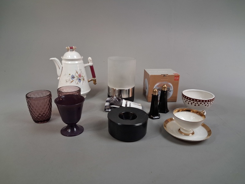 Diverse. Bl.a Holmegaard.