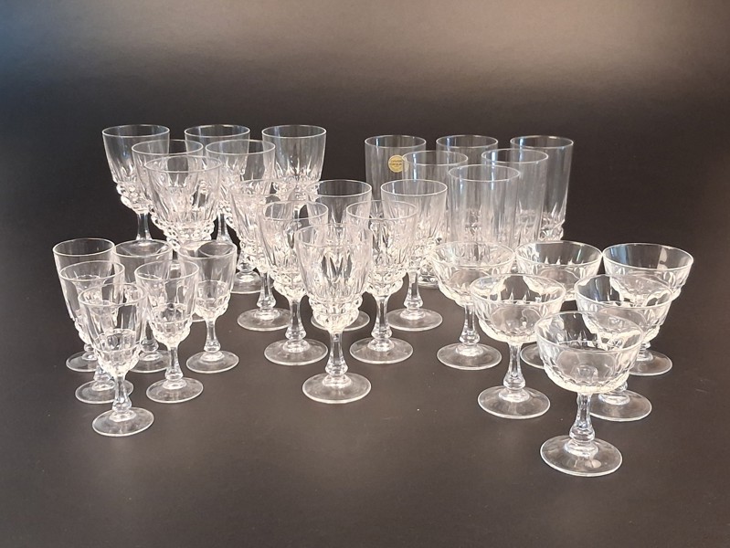 Cristal d`Arques "Pompadour", LongChamp. 30 delar.