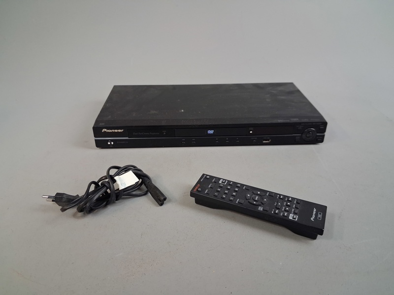 DVD. Pioneer.