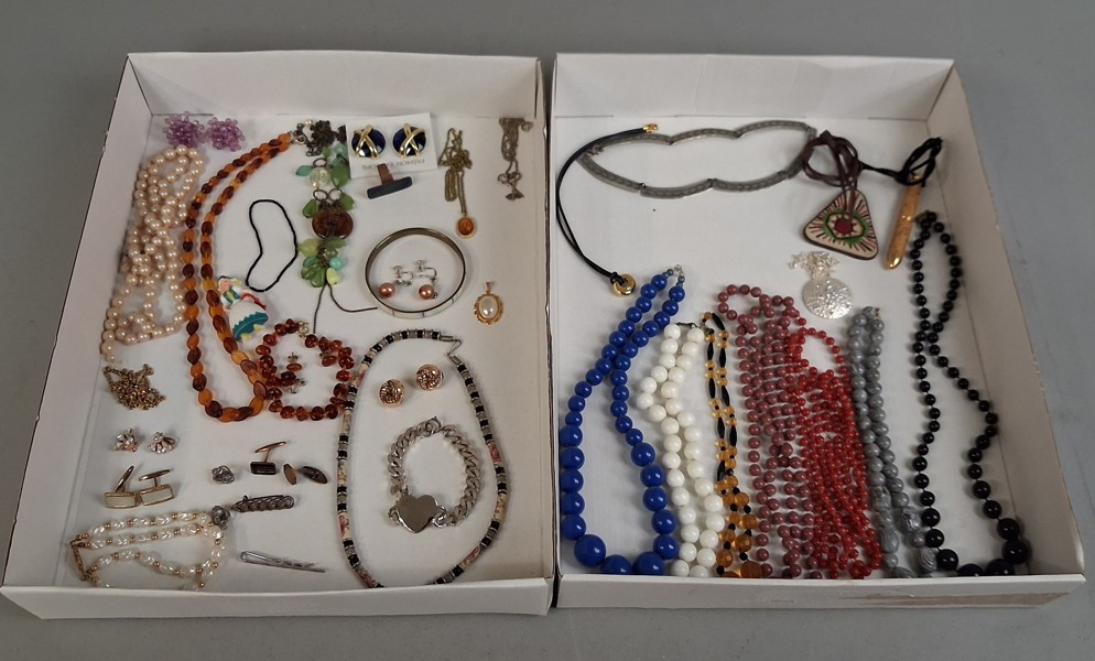 Diverse Bijouterier.