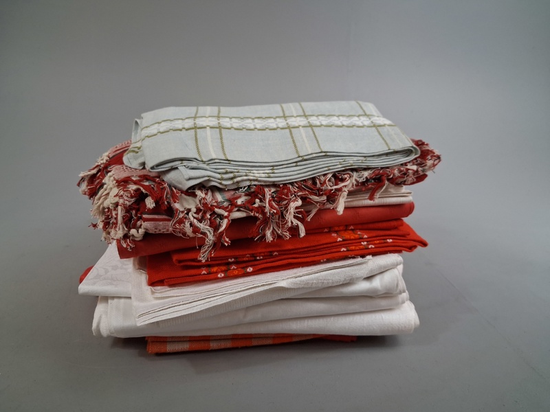 Diverse textil. Bl.a Linne.