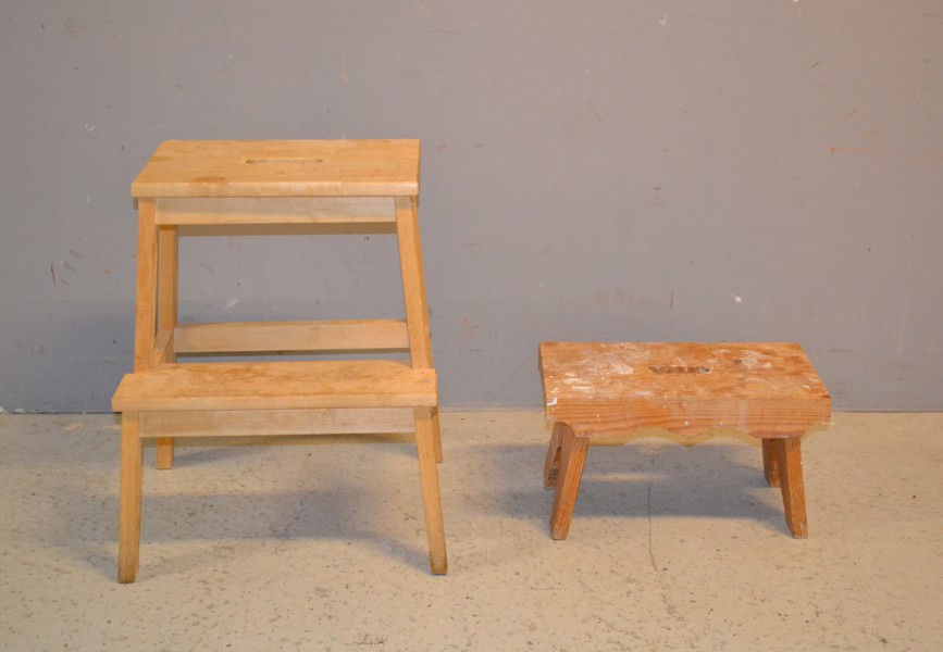 Stegpall "Bekväm" IKEA & äldre pall.