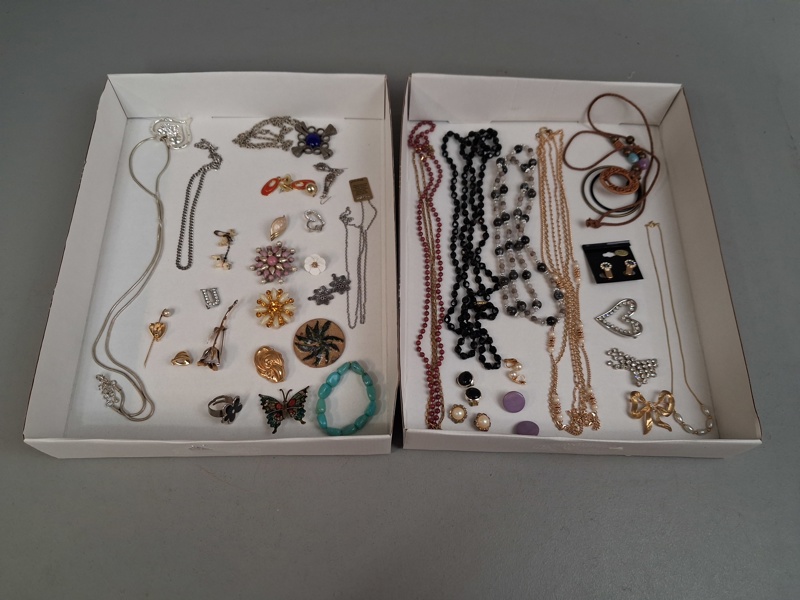 Diverse Bijouterier.