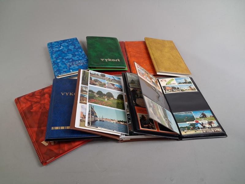 10 Album med vykort.