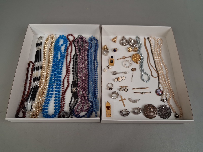 Diverse Bijouterier.