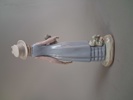 Figurin. Lladro. Flicka med docka.