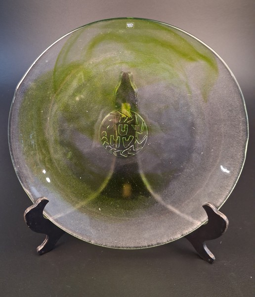 ULRICA HYDMAN-VALLIEN. Stort fat, Kosta Boda.