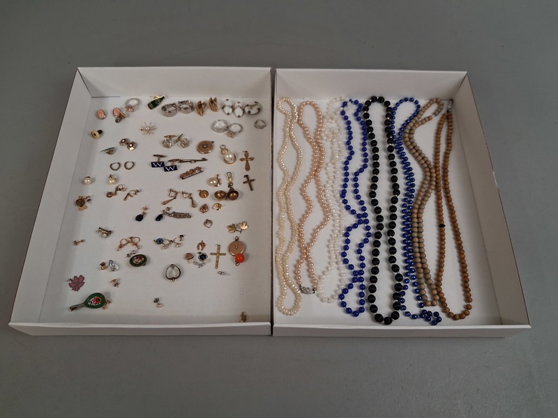 Diverse Bijouterier.