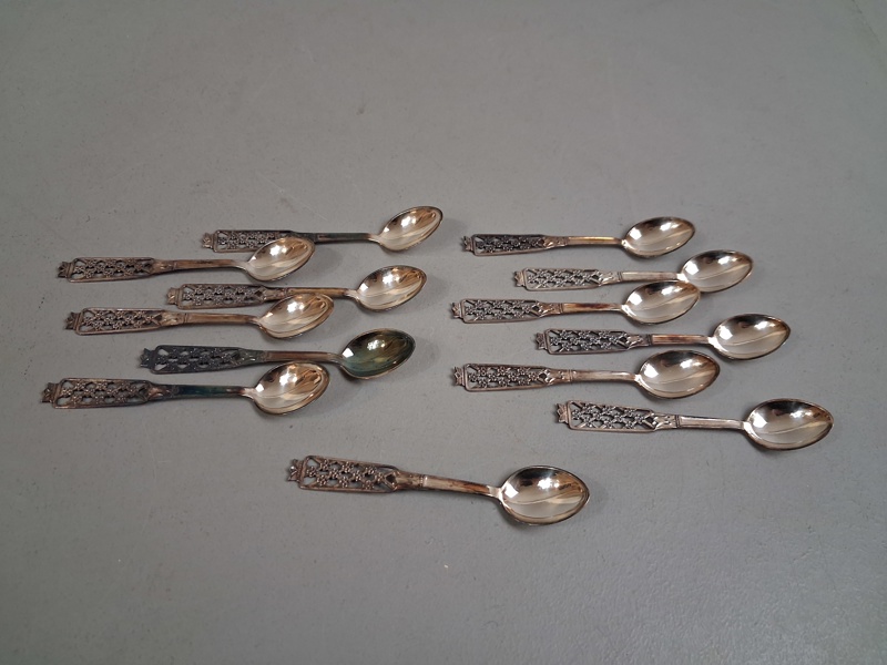 13 Kaffeskedar. Silver, "Princess", Ceson, 165gram, 1960-talet.