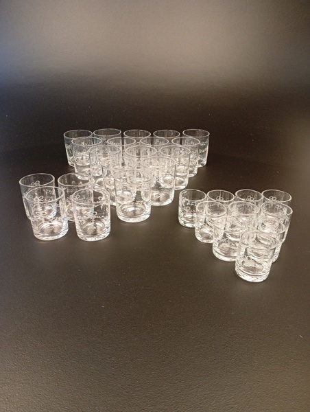 REIJMYRE "Antik", 29 delar.