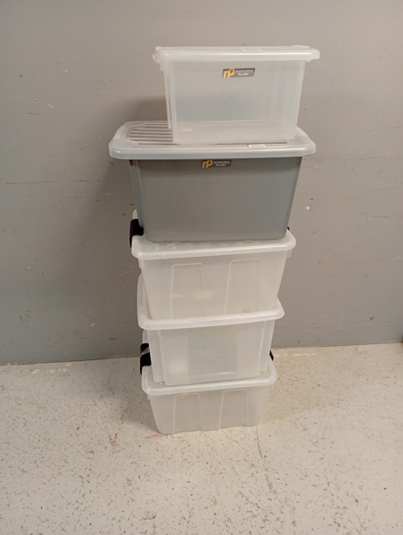 Diverse förvaring. Plast.