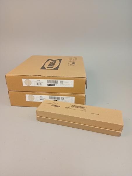 2 Skåp med väggskenor. "Eket", IKEA. Obrutna  förpackningar.