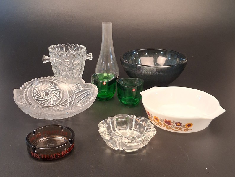 Diverse glas. Bl.a 2 Ljuslyktor Iittala, tris.