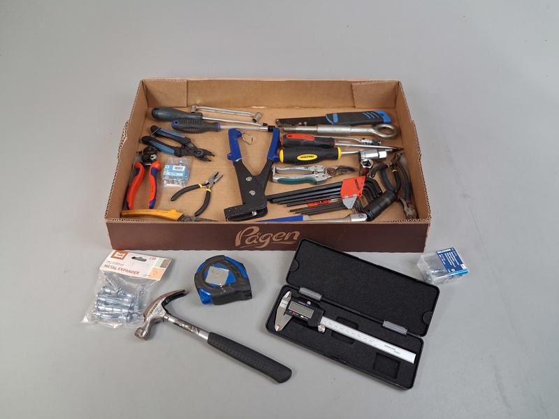 Diverse verktyg m.m.