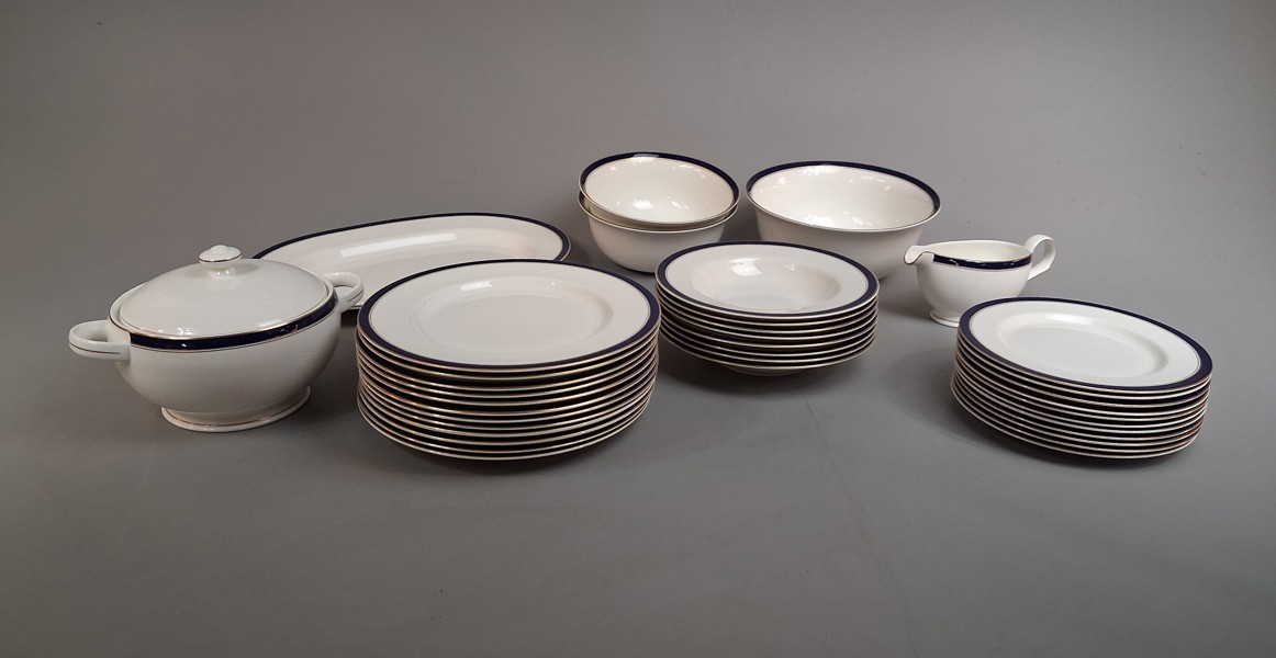 Matservis. Duka, Carl, Royal Bone China.