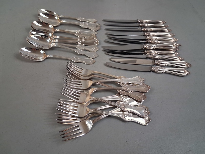 Bestick. "Olga", Nysilver, 36 delar, 12+12+12, GAB.