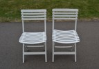 2 Trädgårdsstolar. Plast, hopfällbara.