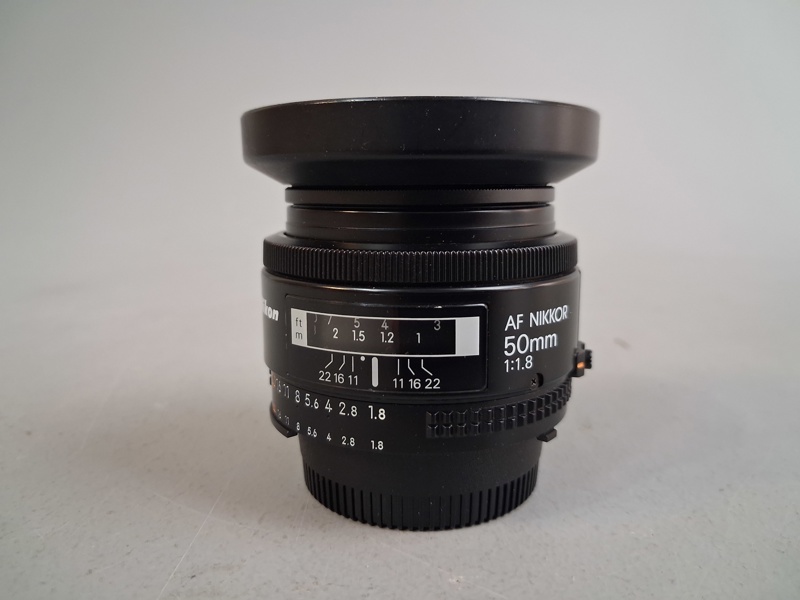 OBJEKTIV. Nikon AF NIKKOR 50mm 1:18.