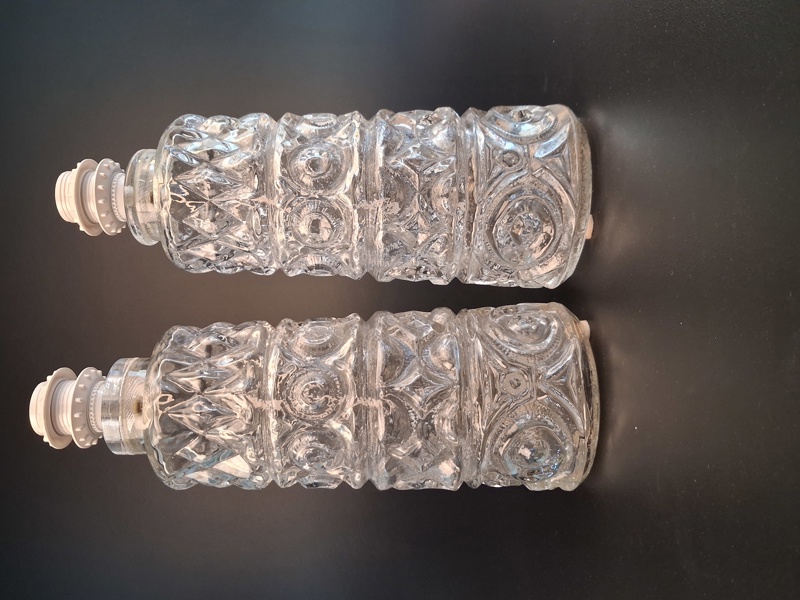 2 Bordslampor, glas.