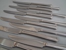12 Knivar, 12 Gafflar, 12 Dessert knivar, 12 Dessert Gafflar & liten slev. Duka. 18-8 Rostfritt.