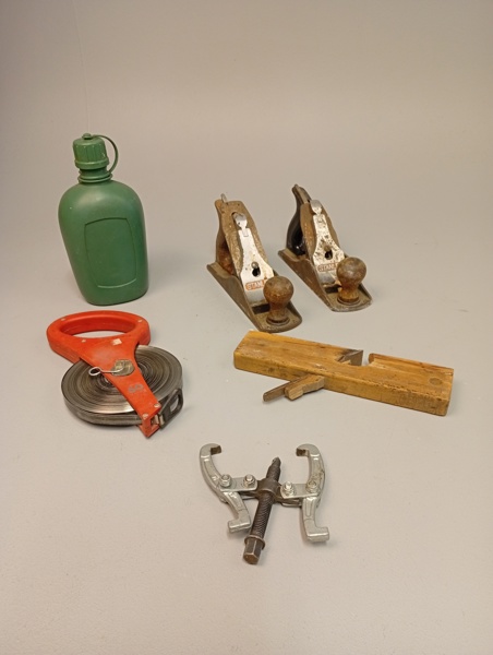 Diverse verktyg. Bl.a Hyvlar.