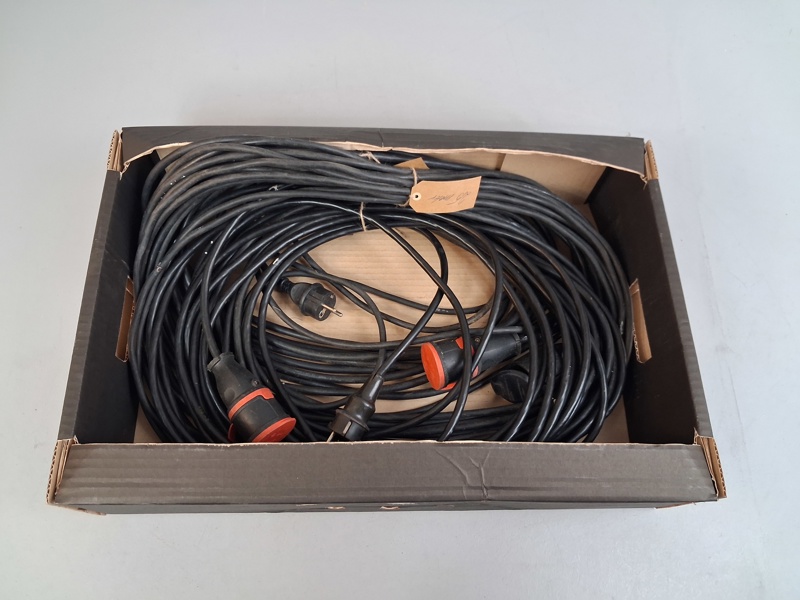 Diverse strömkabel. 25m & 10m.
