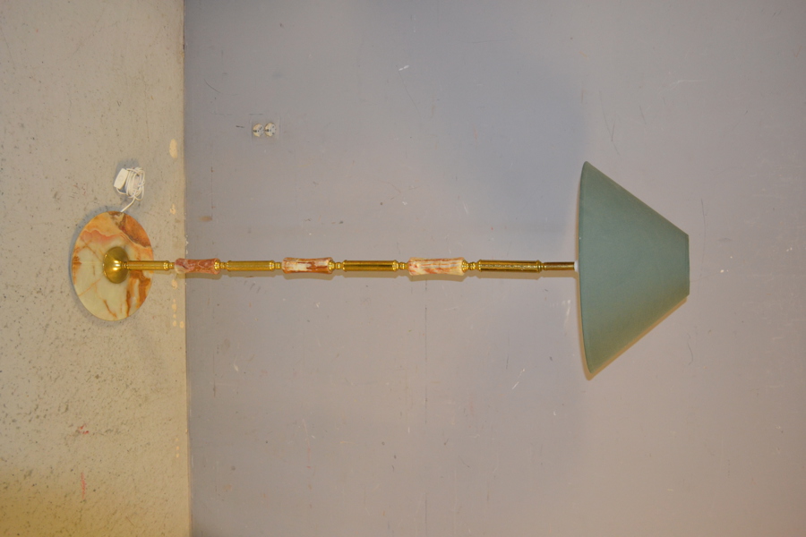 Golvlampa. Mässing & Alabaster, Italien, 1960-talet.