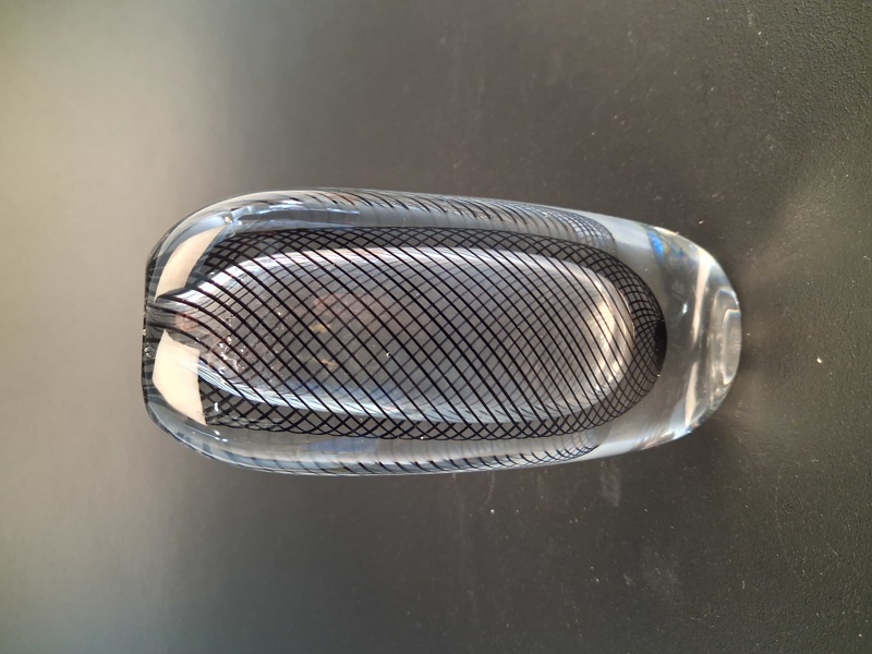 VICKE LINDSTRAND. Vas, Kosta Boda, signerad.