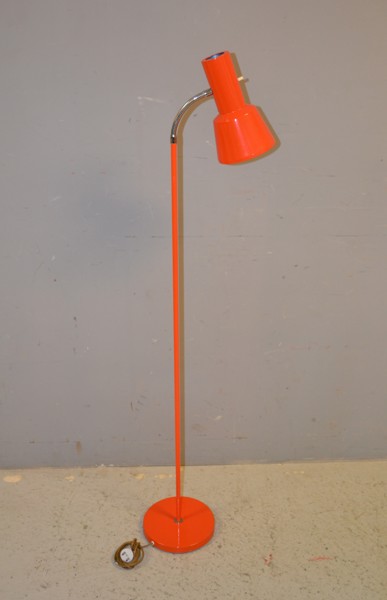 Golvlampa. Metall, 1960/70-talet.