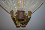 VÄGGLAMPA. "Coquille", ASEA, Swedish Modern, Fäste i mässing med kupa i formpressat glas i form av snäcka.