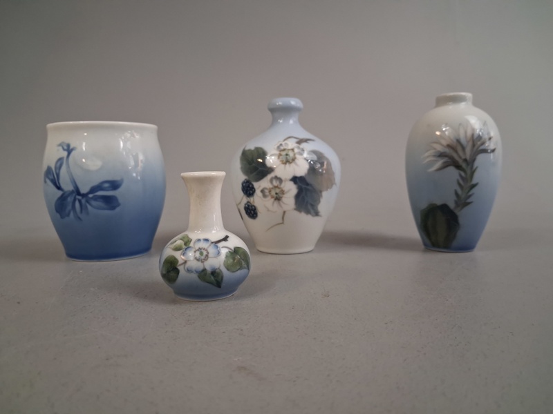 Diverse mindre vaser. Bing & Gröndal, Royal Copenhagen.